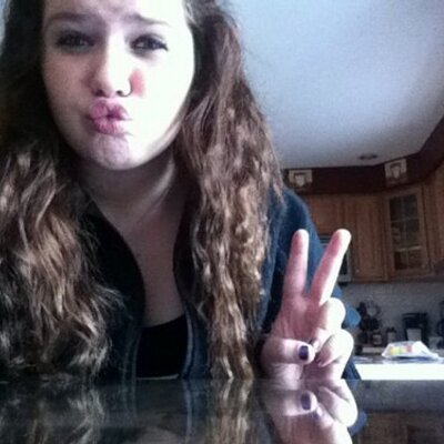 Profile Picture of haley laskowski (@haleylaskowski) on Twitter