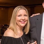 Profile Picture of Courtney Ray (@courtg228) on Twitter