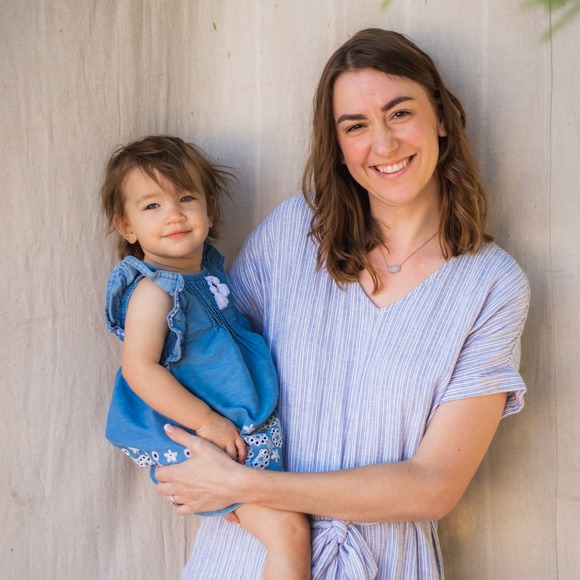 Profile Picture of Amy Danson (@amyedanson) on Poshmark