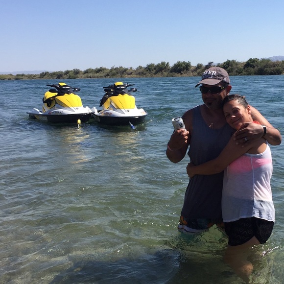 Profile Picture of Fritzie Picazo (@fritziep) on Poshmark