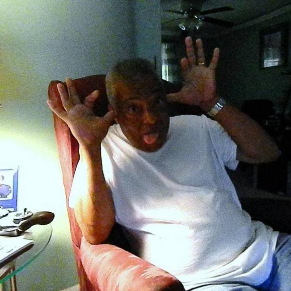 Profile Picture of Richard Gray (@bigmeat2178) on Poshmark