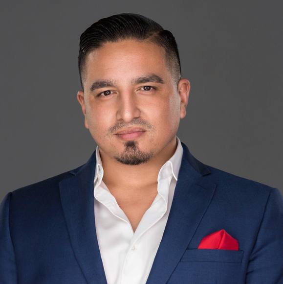 Profile Picture of Michael Gonzalez (@yaymike20) on Poshmark