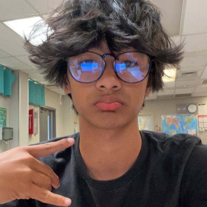 Profile Picture of andrewjay (@drewhasabbl) on Tiktok