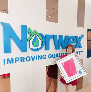 Profile Picture of Zoe Tan (@npg.zoetan) on Facebook