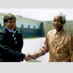 Profile Picture of HaroldMayne-Nicholls (@MayneNicholls) on Twitter