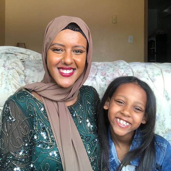 Profile Picture of Afrah Eltom (@afraheltom) on Poshmark