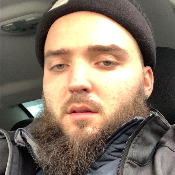 Profile Picture of Korey Kevnick (@kkevnick24) on Poshmark