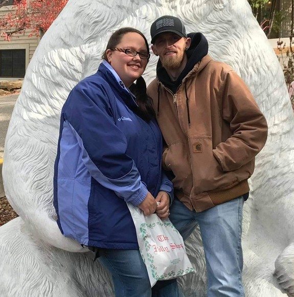 Profile Picture of Lacey Lydick (@llydick30) on Poshmark