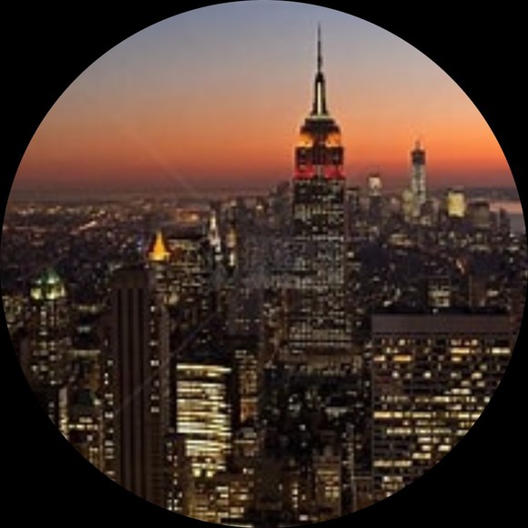 Profile Picture of Theodore Moore (@mtheodore016) on Poshmark