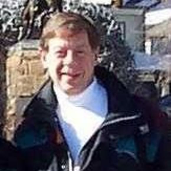 Profile Picture of Richard Meier (@remeier) on Poshmark