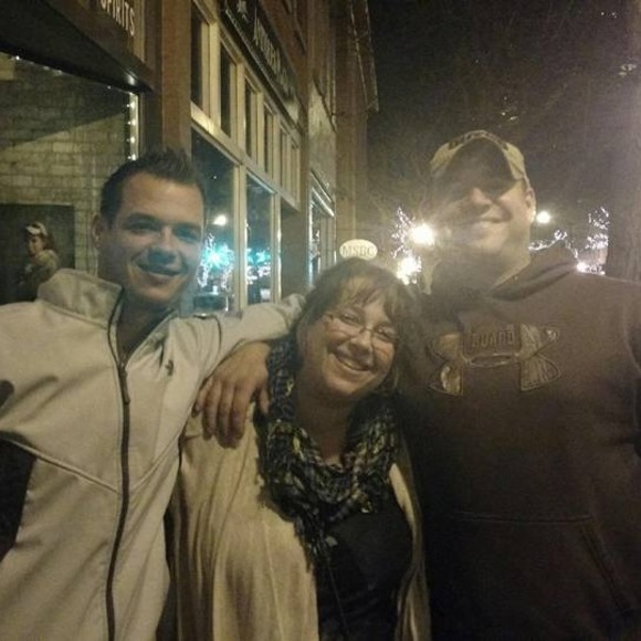 Profile Picture of Joe Gross (@joeyho123) on Poshmark