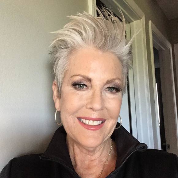 Profile Picture of Collette Koskinen (@carlady50) on Poshmark