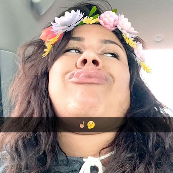 Profile Picture of Jasmine Prieto (@jasssmineeyo17_) on Poshmark