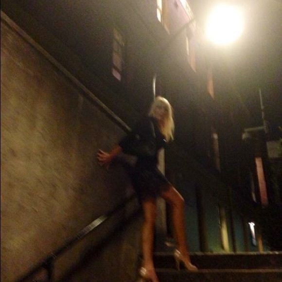 Profile Picture of Lora Gibbs (@lorasordona) on Poshmark