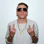 Profile Picture of ChristopherBrown x BenHaggerty (@chrisbrownxmacklemore) on Instagram