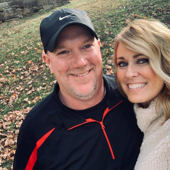 Profile Picture of April Hayes hansen (@ahansen76) on Poshmark