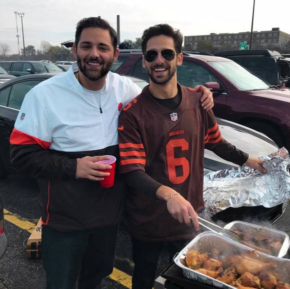 Profile Picture of Jonathan Intrater (@jonathanintrate) on Poshmark