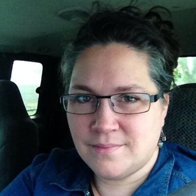 Profile Picture of Laura Riddle (@lsrmom5) on Twitter