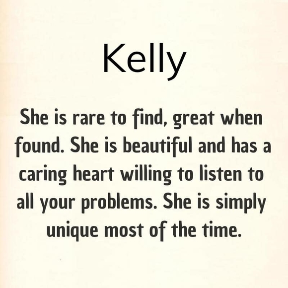 Profile Picture of Kelly Buchholz (@kellybuchholz) on Poshmark