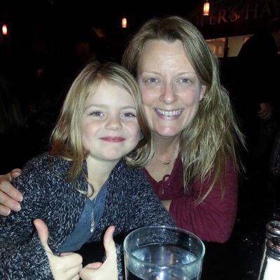 Profile Picture of Pam McGowan (@Pameelalala) on Twitter