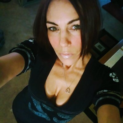 Profile Picture of Cheri Ann Schumann (@schumann_ann) on Twitter