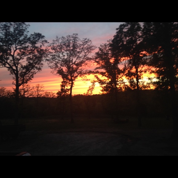 Profile Picture of Cammy Cook (@cammylenay) on Poshmark