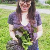 Profile Picture of Emily James (@emilyjames7724) on Youtube