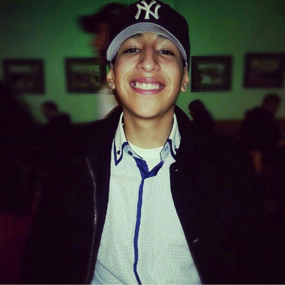 Profile Picture of Kevin Dominguez (@hotkevin) on Poshmark