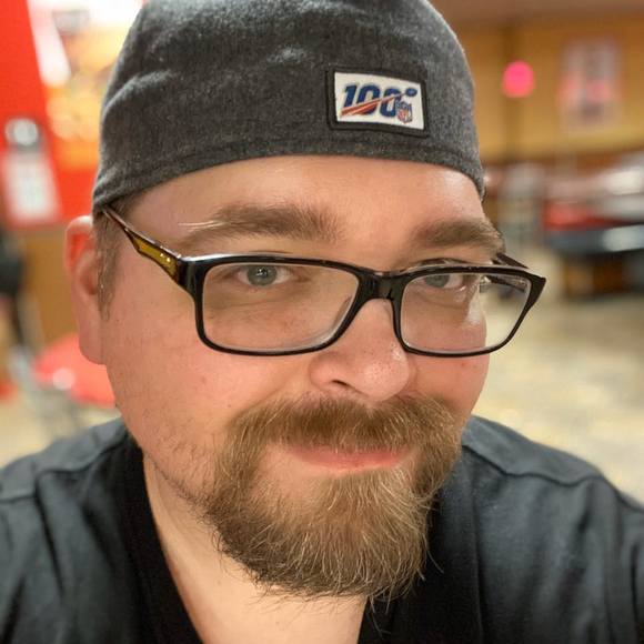 Brian Silva - Poshmark Profile Picture of Brian Silva (@nerdybriguy) on Poshmark