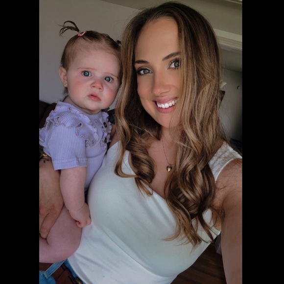 Profile Picture of Kate Riberdy (@kateriberdy) on Poshmark