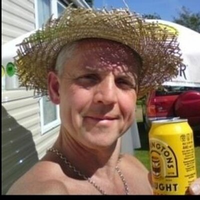 Profile Picture of Gary Prescott (@PezzaPrescott) on Twitter