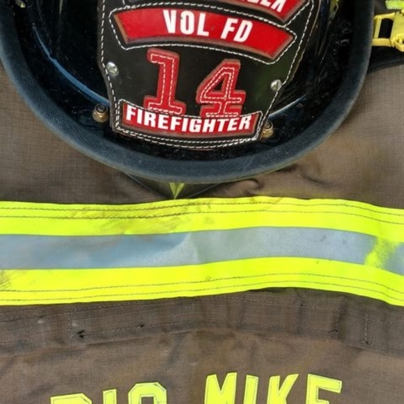 Profile Picture of Mike Lovaglio (@lovaglio1449) on Poshmark