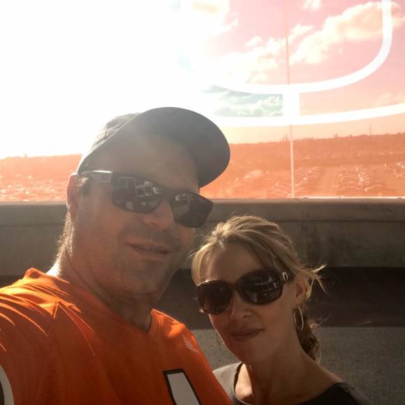 Profile Picture of Renee Larlham (@rcochranemax) on Poshmark