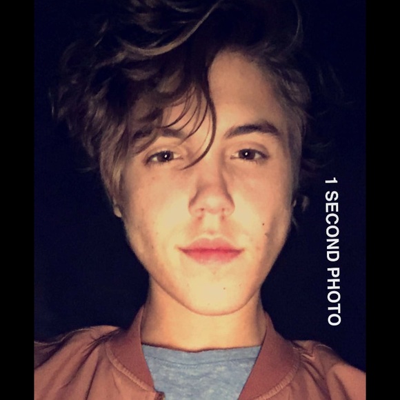 Profile Picture of Dude Dude (@madds7346) on Poshmark