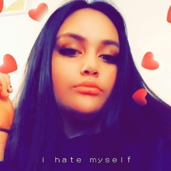 Profile Picture of Tiona Sunny-wright (@recovertionafb) on Poshmark