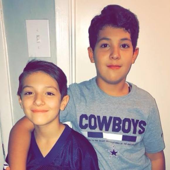 Profile Picture of Zeusandphoenix Serros (@zeusandphoenixs) on Poshmark