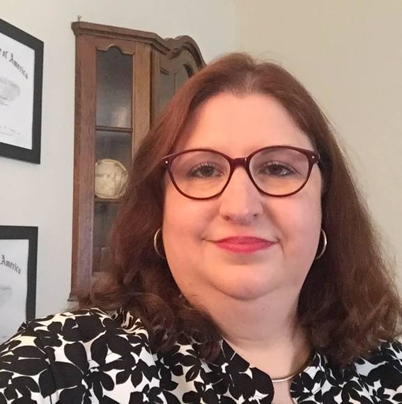 Profile Picture of Heather Condello (@hcondello) on Poshmark