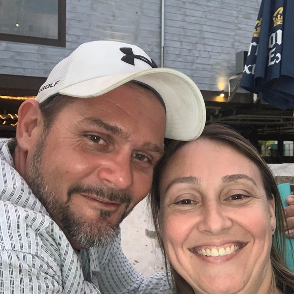 Profile Picture of Andrea Larmee beslack (@ange8377) on Poshmark