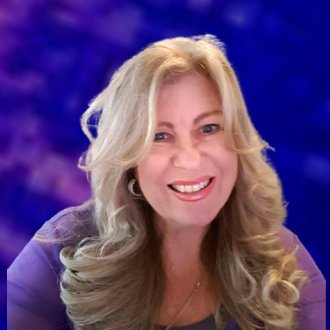 Profile Picture of Sue Parker (@dareaust) on Twitter
