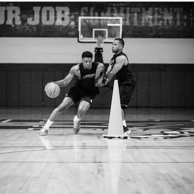 Profile Picture of Mike Porter (@Madworks___) on Twitter