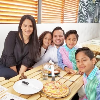 Profile Picture of Alejandro Navas (@canavasvera) on Twitter