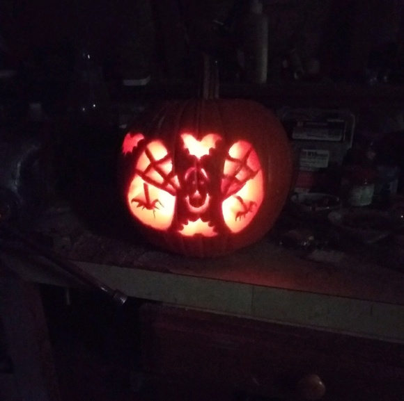 Profile Picture of Joanna Brennick (@leigh9799) on Poshmark