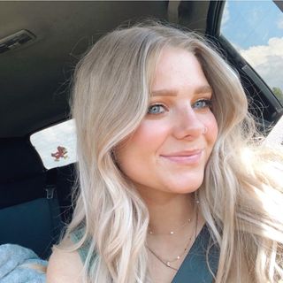 Profile Picture of Maureen McLoughlin (@maureen_mcloughlin) on Instagram