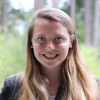 Profile Picture of Alexandra Potter (@alexandra_p_24) on Twitter