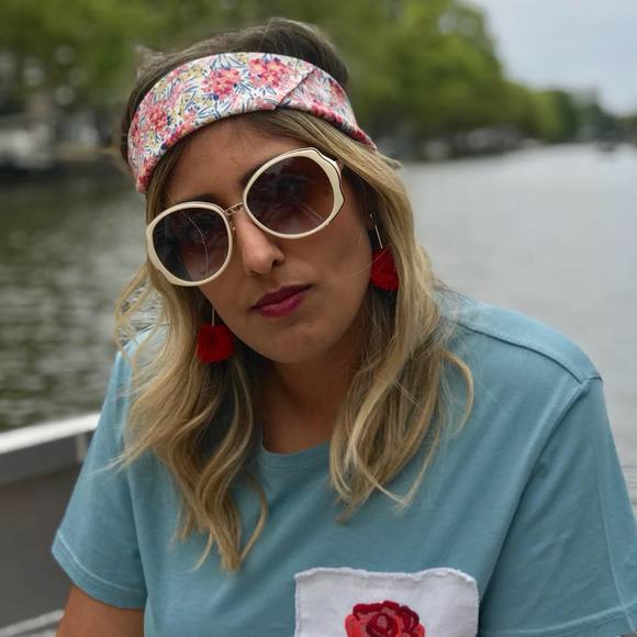 Profile Picture of Ambreen Razaq (@yachtclubbreezy) on Poshmark