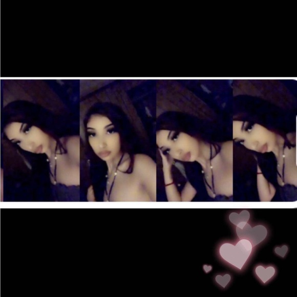 Profile Picture of Nayelis Santos (@nayelis1212) on Poshmark