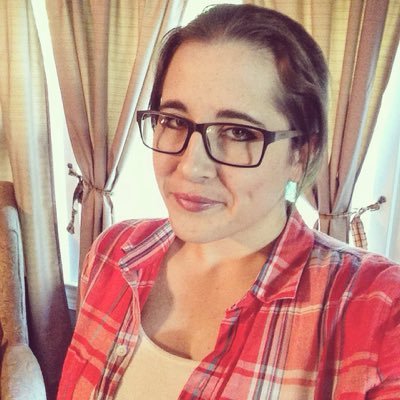 Profile Picture of Carly Bowden (@cbowdenvllydogs) on Twitter