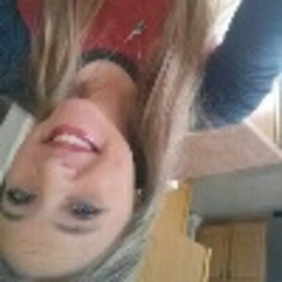 Kacie Hennard - Poshmark Profile Picture of Kacie Hennard (@kacie5596) on Poshmark