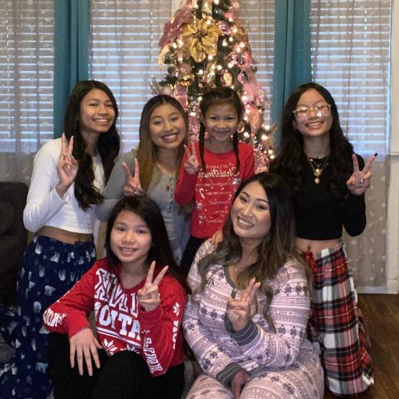 Profile Picture of Pheap Phom (@pheap) on Poshmark