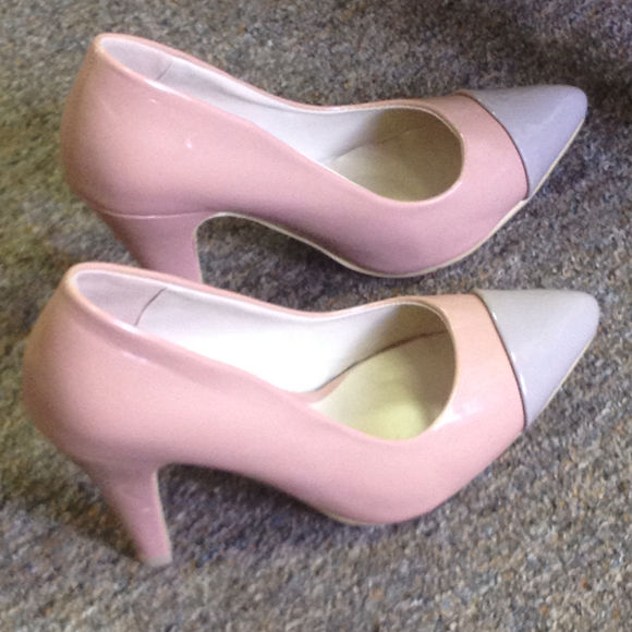 Profile Picture of Morgan Hagenbuch (@morgane14) on Poshmark